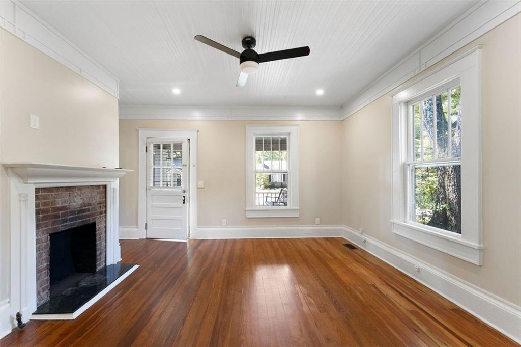 309 West Avenue