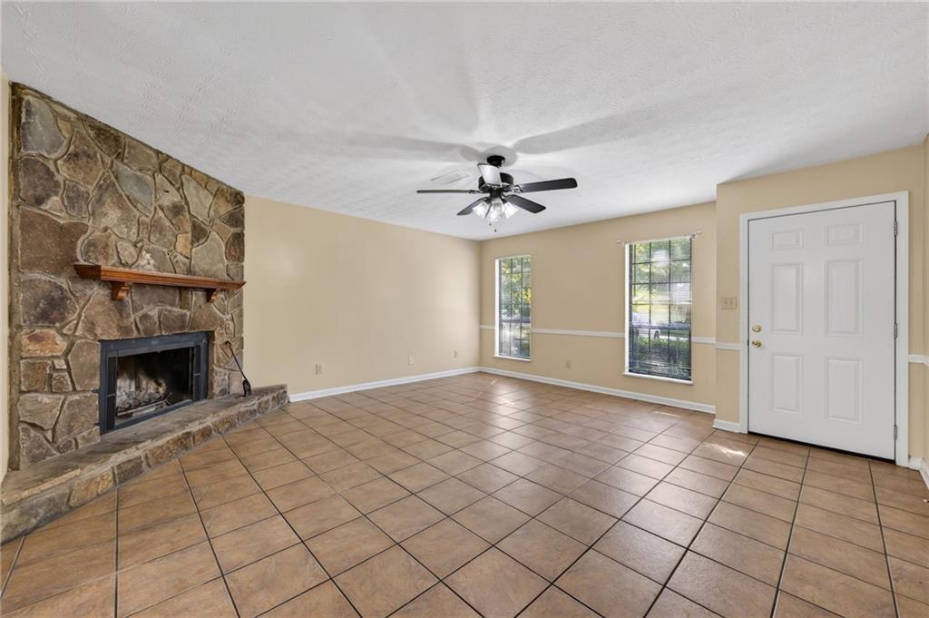 5350 Greenhedge Trail