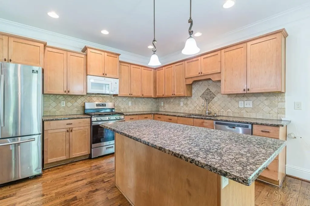 Atlanta, Georgia 30316, United States, 3 Bedrooms Bedrooms, ,4 BathroomsBathrooms,Residential,Active,147849