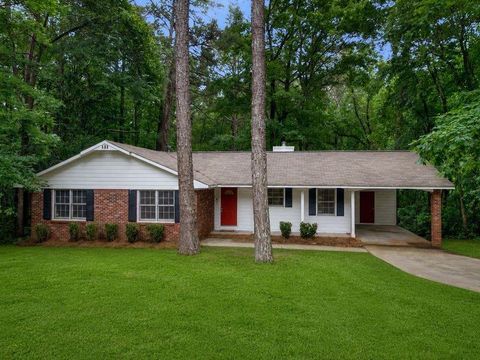 Homes For Sale - 260 Pinehurst Drive<br/> Stockbridge, GA 30281