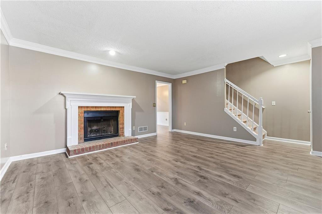 4350 Ivy Glen Court SE