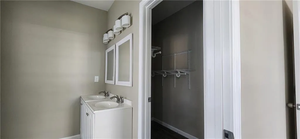 Atlanta, Georgia 30314, United States, 3 Bedrooms Bedrooms, ,2 BathroomsBathrooms,Residential,Active,2665