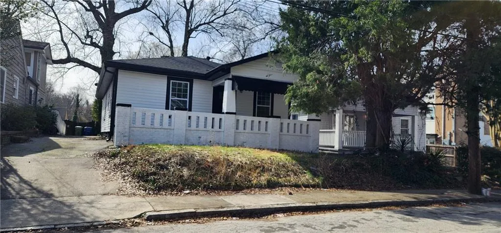 Atlanta, Georgia 30314, United States, 3 Bedrooms Bedrooms, ,2 BathroomsBathrooms,Residential,Active,2665