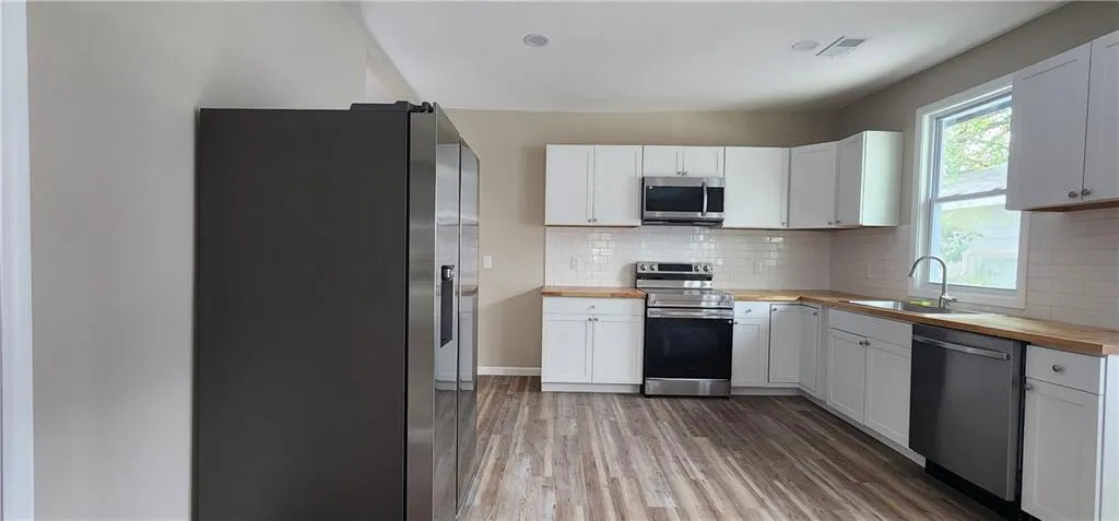 Atlanta, Georgia 30314, United States, 3 Bedrooms Bedrooms, ,2 BathroomsBathrooms,Residential,Active,2665