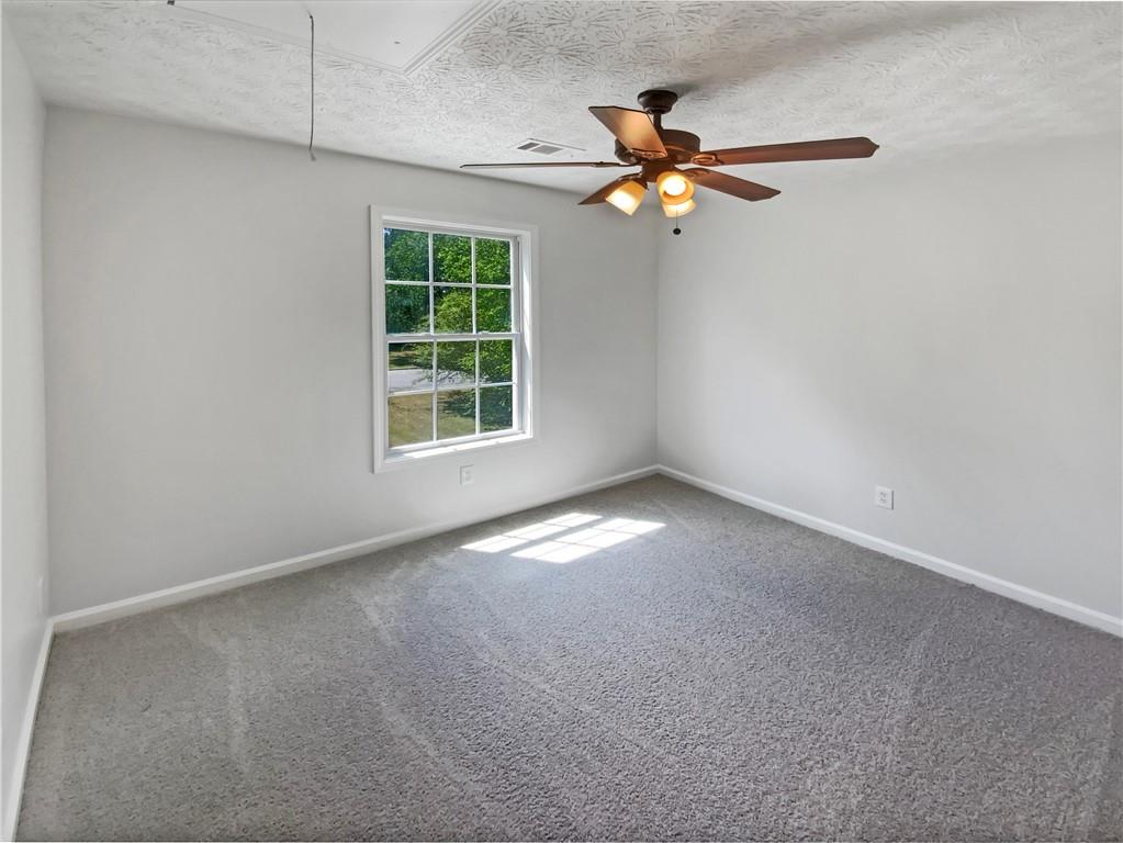 156 Hawthorn Drive, Carrollton, Georgia image 16