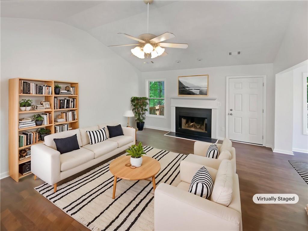 156 Hawthorn Drive, Carrollton, Georgia image 4