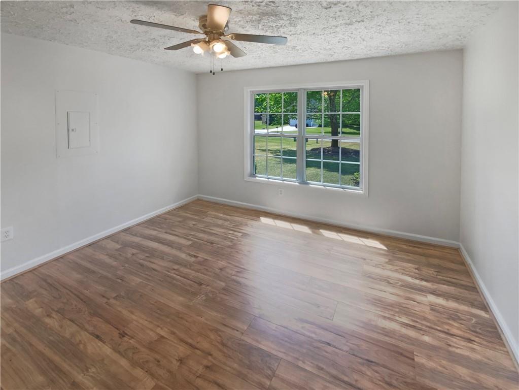 156 Hawthorn Drive, Carrollton, Georgia image 12
