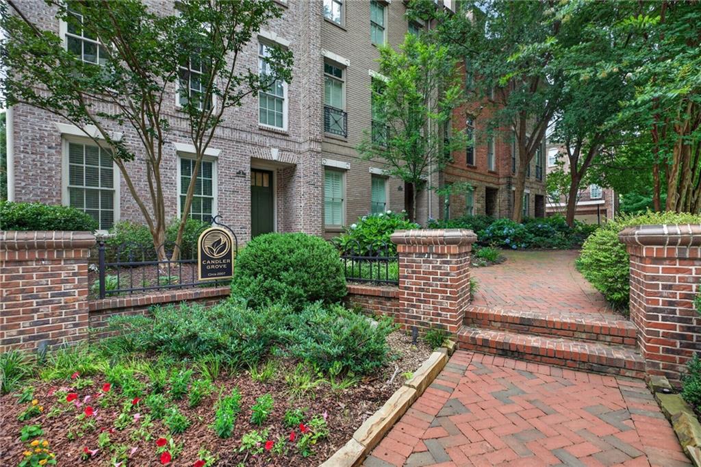 3 Candler Grove Court
