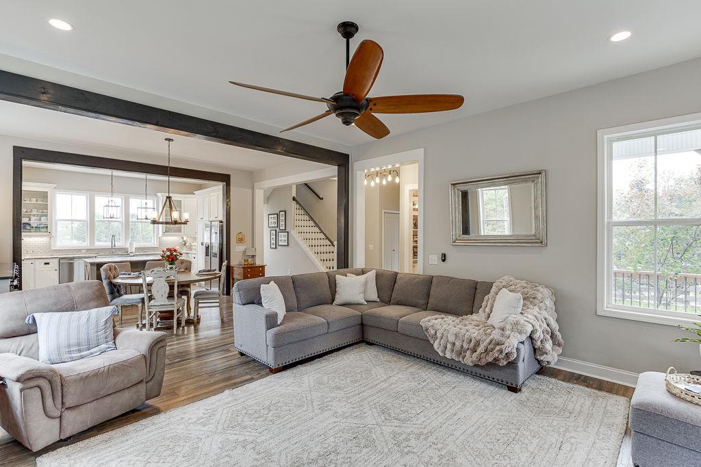 6435 Looper Lake Drive, Flowery Branch, Georgia image 13