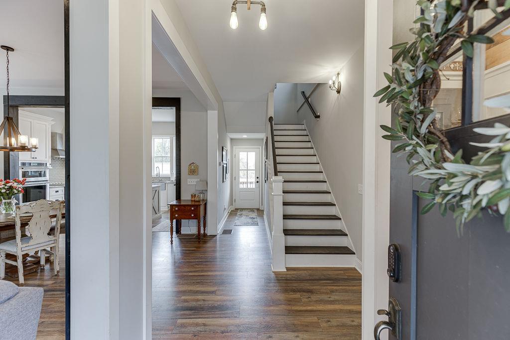 6435 Looper Lake Drive, Flowery Branch, Georgia image 8