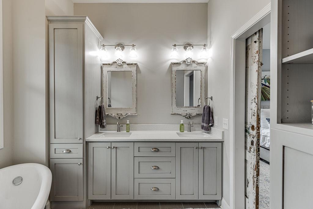 6435 Looper Lake Drive, Flowery Branch, Georgia image 31