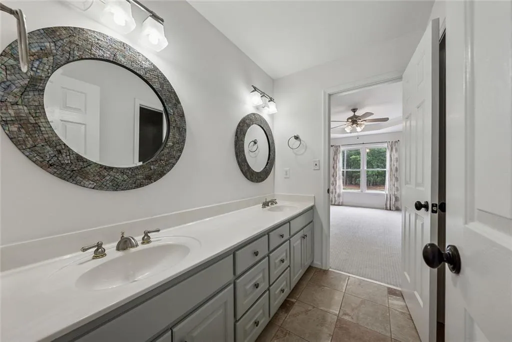 Milton, Georgia 30004, United States, 6 Bedrooms Bedrooms, ,6 BathroomsBathrooms,Residential,Pending,141680