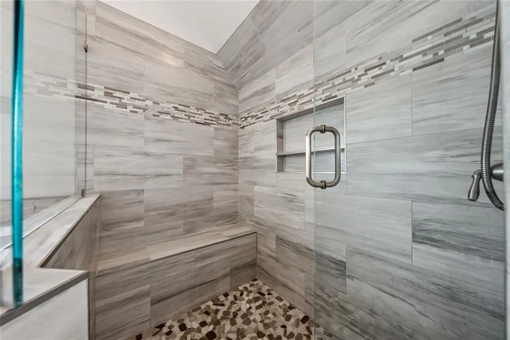 Milton, Georgia 30004, United States, 6 Bedrooms Bedrooms, ,6 BathroomsBathrooms,Residential,Pending,141680