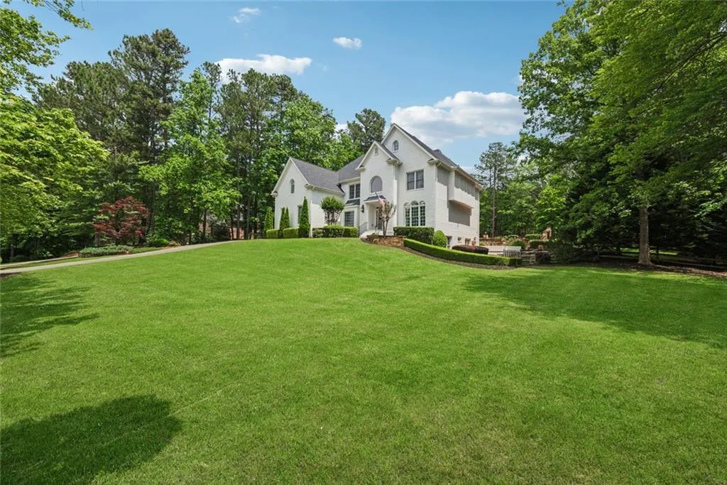 Milton, Georgia 30004, United States, 6 Bedrooms Bedrooms, ,6 BathroomsBathrooms,Residential,Pending,141680