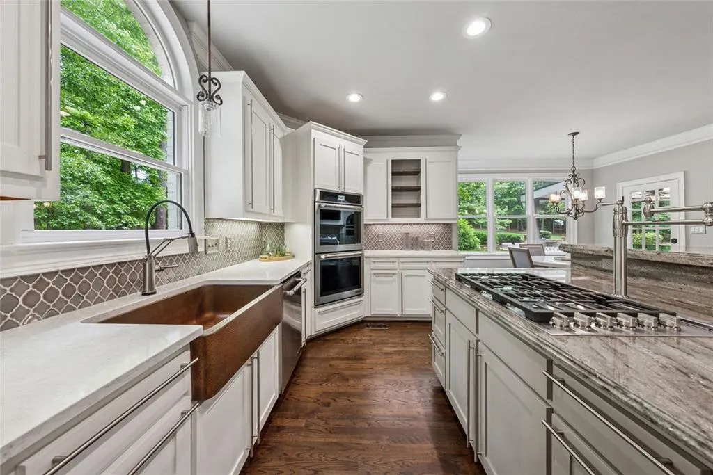 Milton, Georgia 30004, United States, 6 Bedrooms Bedrooms, ,6 BathroomsBathrooms,Residential,Pending,141680