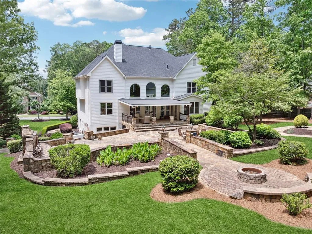 Milton, Georgia 30004, United States, 6 Bedrooms Bedrooms, ,6 BathroomsBathrooms,Residential,Pending,141680