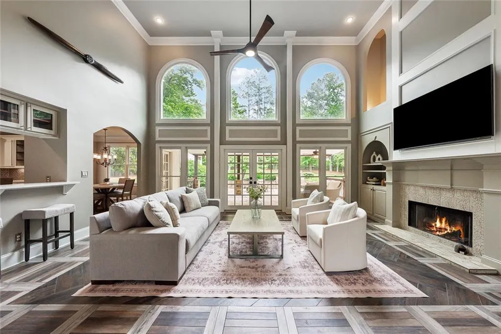 Milton, Georgia 30004, United States, 6 Bedrooms Bedrooms, ,6 BathroomsBathrooms,Residential,Pending,141680