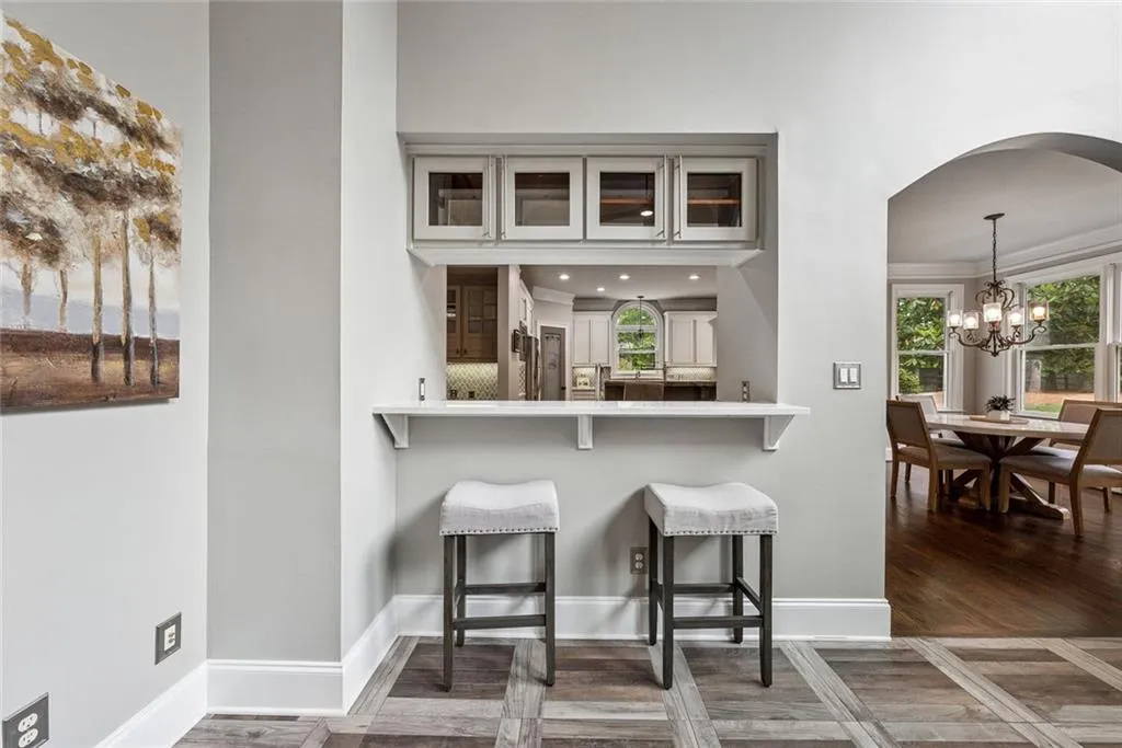 Milton, Georgia 30004, United States, 6 Bedrooms Bedrooms, ,6 BathroomsBathrooms,Residential,Pending,141680