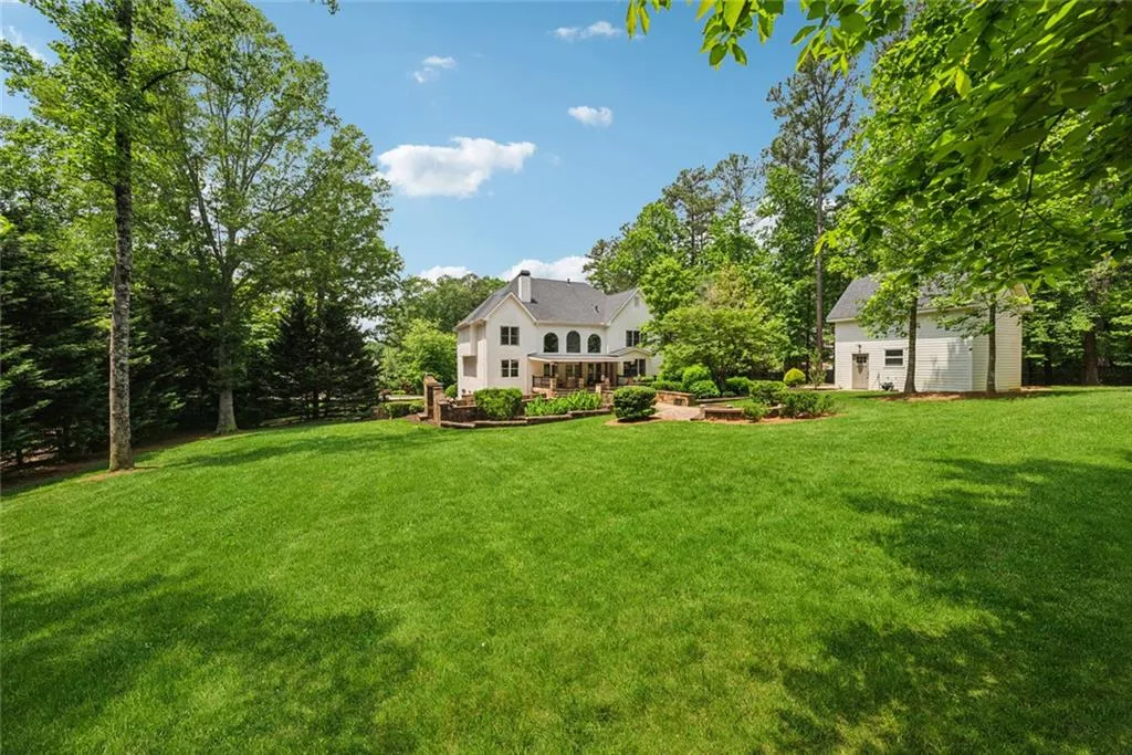 Milton, Georgia 30004, United States, 6 Bedrooms Bedrooms, ,6 BathroomsBathrooms,Residential,Pending,141680