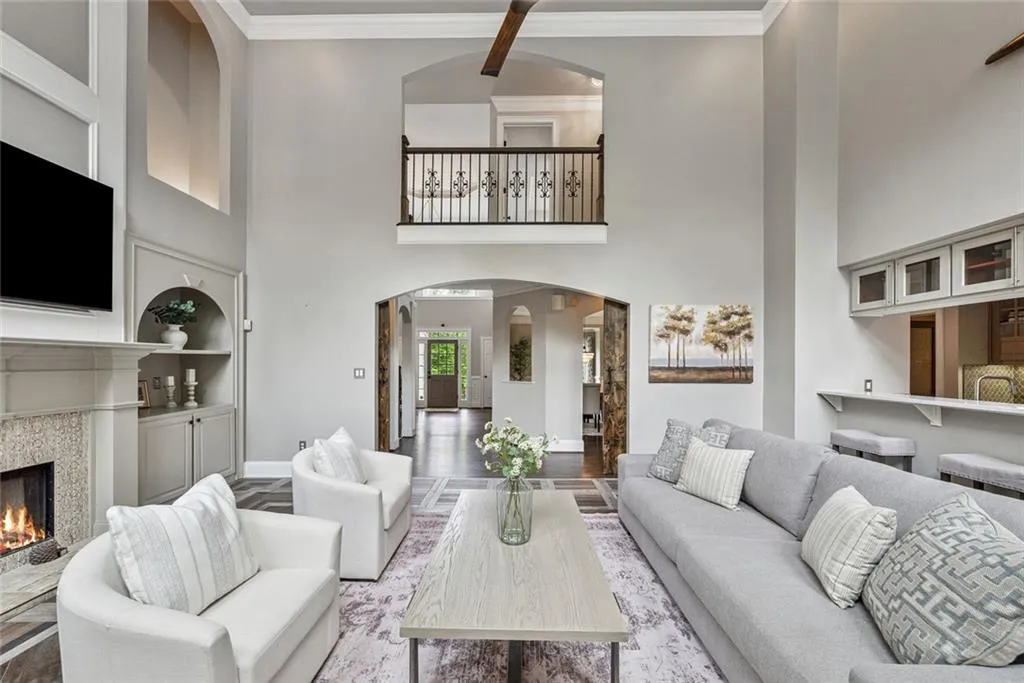 Milton, Georgia 30004, United States, 6 Bedrooms Bedrooms, ,6 BathroomsBathrooms,Residential,Pending,141680