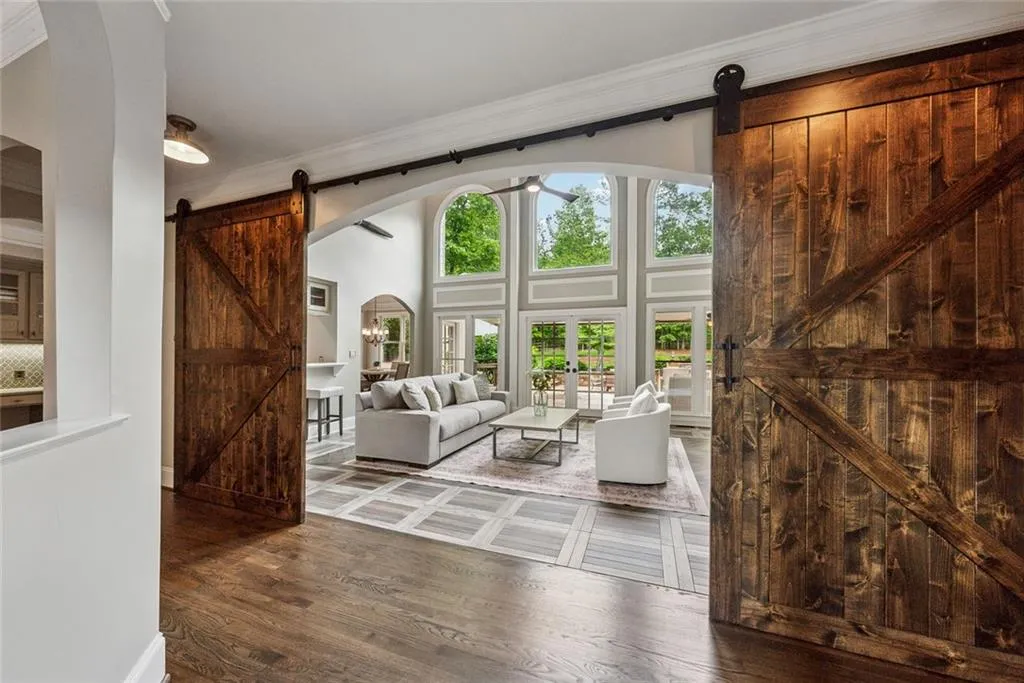 Milton, Georgia 30004, United States, 6 Bedrooms Bedrooms, ,6 BathroomsBathrooms,Residential,Pending,141680