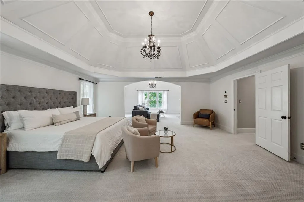 Milton, Georgia 30004, United States, 6 Bedrooms Bedrooms, ,6 BathroomsBathrooms,Residential,Pending,141680