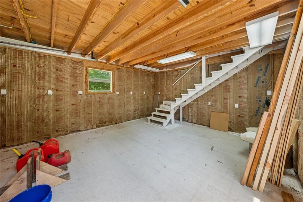 Milton, Georgia 30004, United States, 6 Bedrooms Bedrooms, ,6 BathroomsBathrooms,Residential,Pending,141680