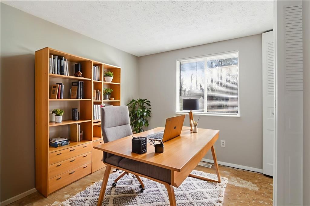 330 Hembree Forest Circle