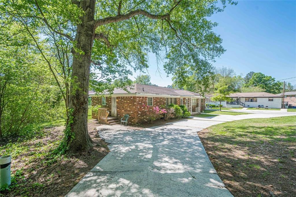 3710 A B LYNN Drive
