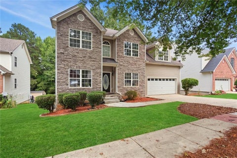 Homes For Sale - 198 Wallace Hill Court<br/> Lawrenceville, GA 30045