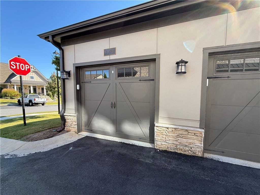 3211 Orwell Way 4204