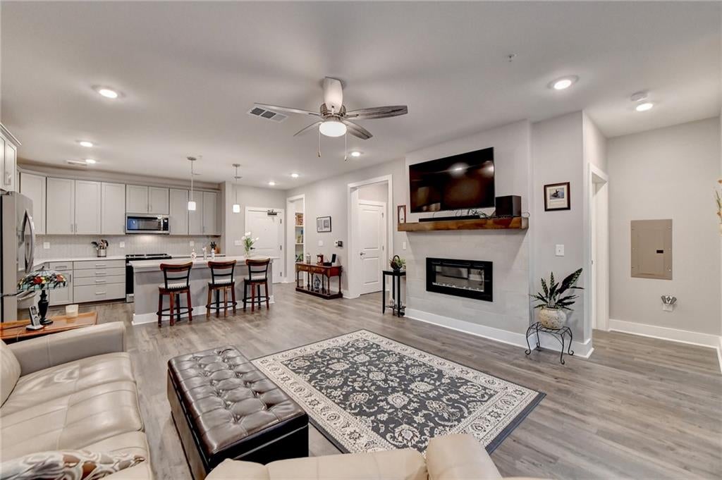 3211 Orwell Way 4204
