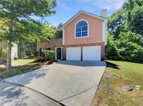 A home in Ellenwood