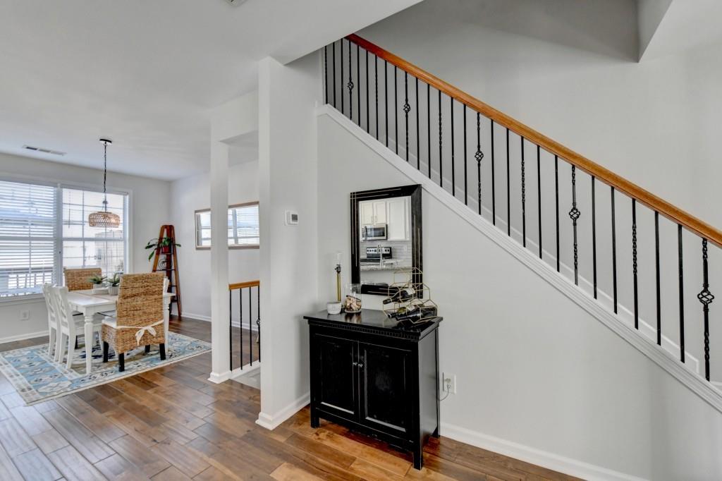 3676 Chattahoochee Summit Drive, Atlanta, Georgia image 22