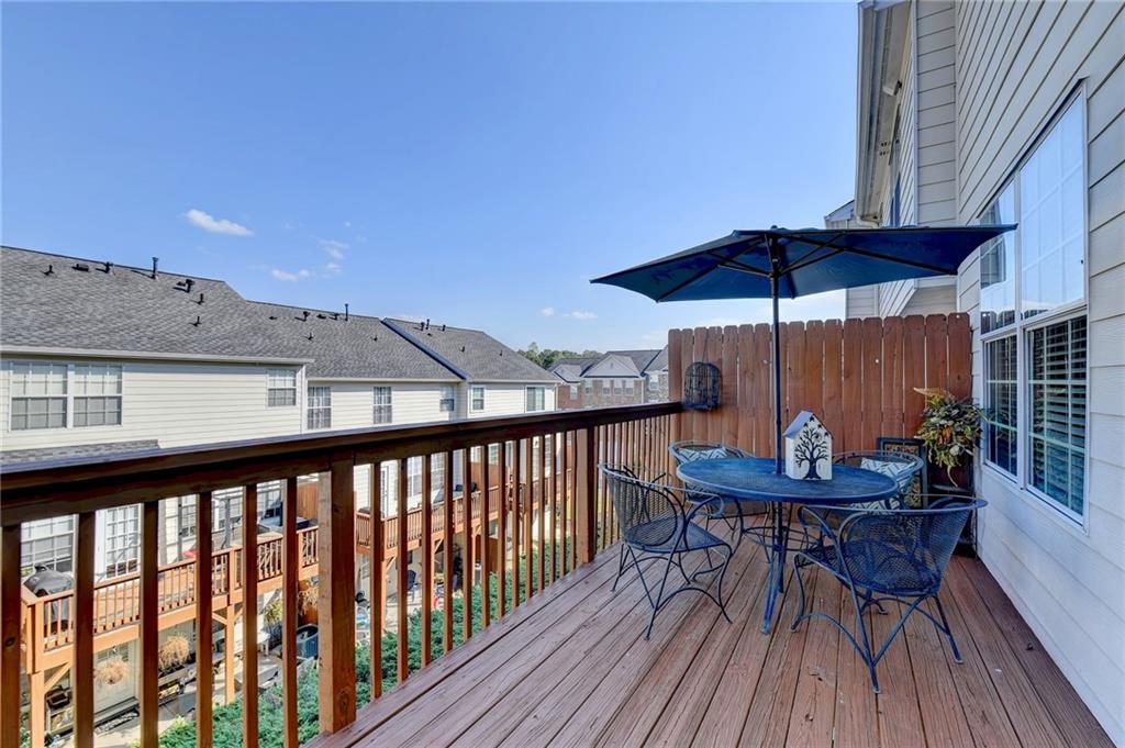 3676 Chattahoochee Summit Drive, Atlanta, Georgia image 33