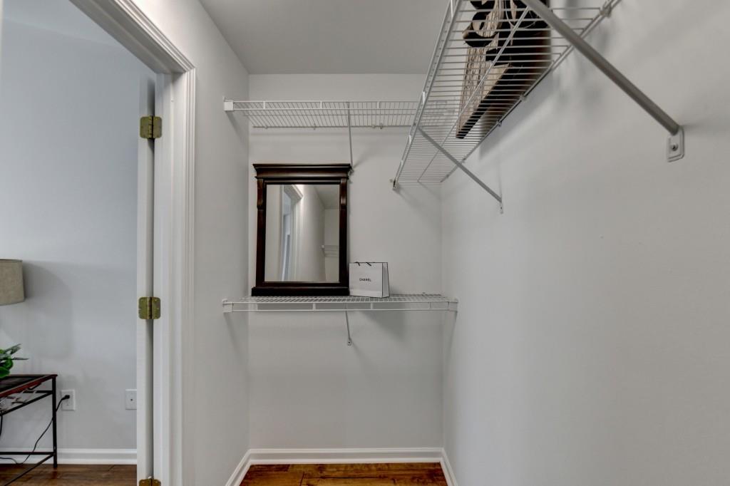3676 Chattahoochee Summit Drive, Atlanta, Georgia image 46