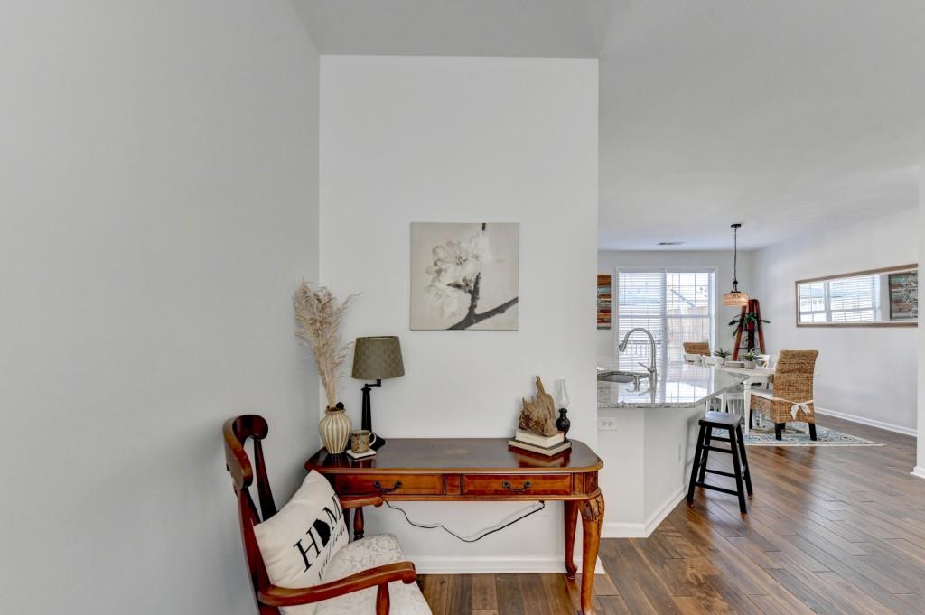 3676 Chattahoochee Summit Drive, Atlanta, Georgia image 21