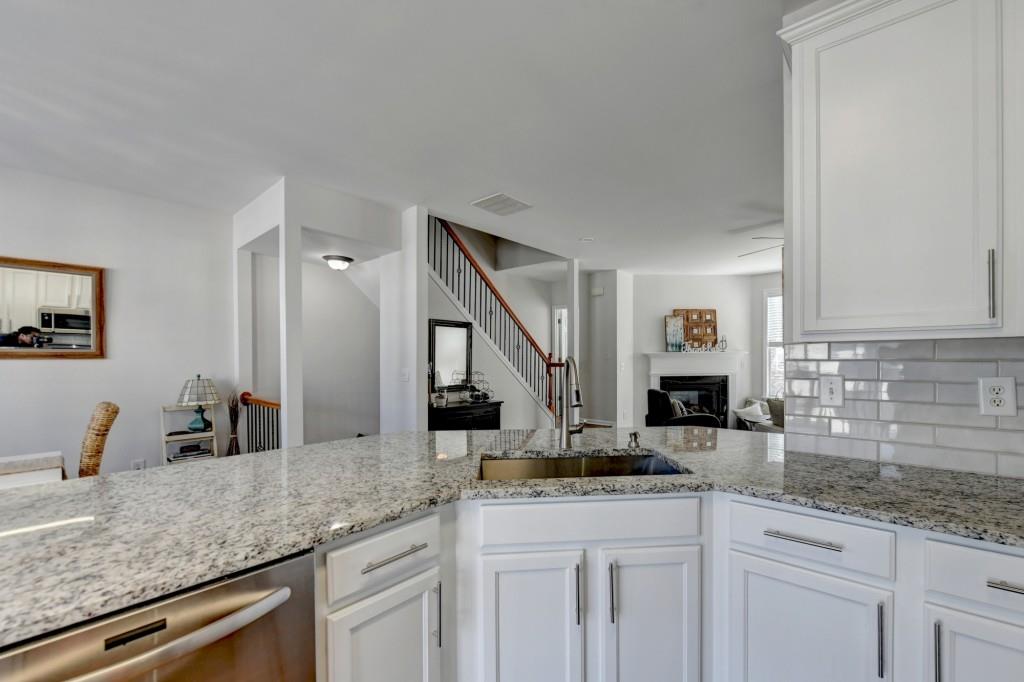 3676 Chattahoochee Summit Drive, Atlanta, Georgia image 31