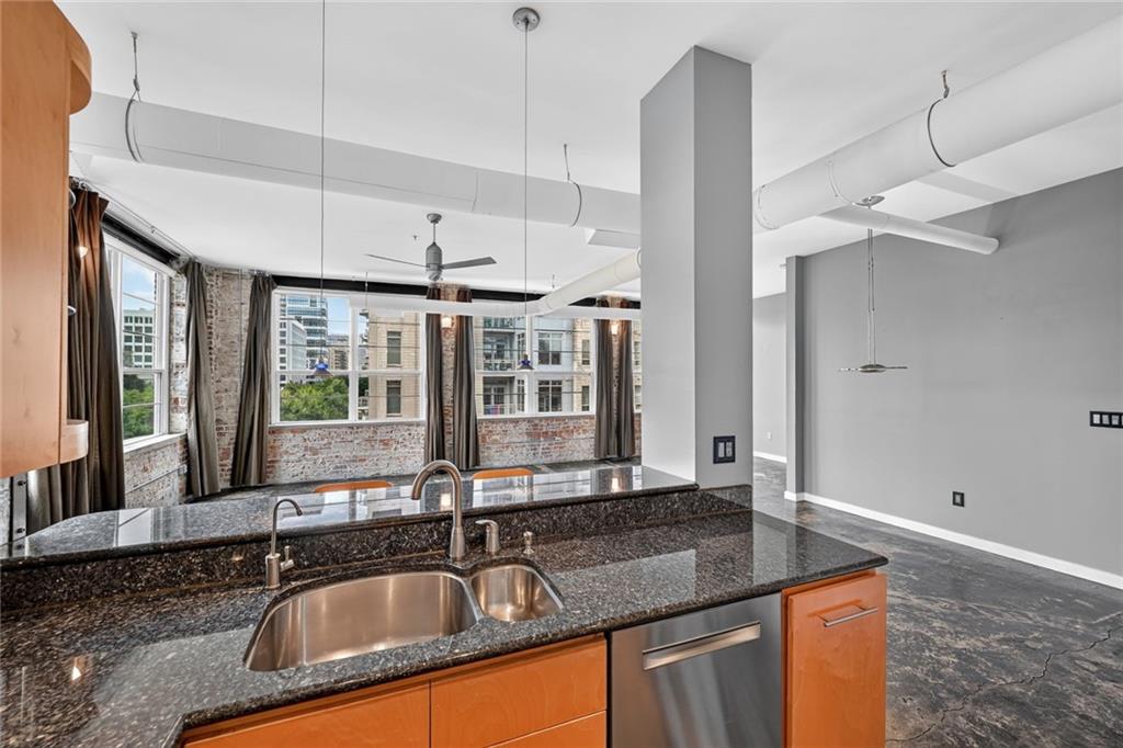 800 Peachtree Street NE 8615