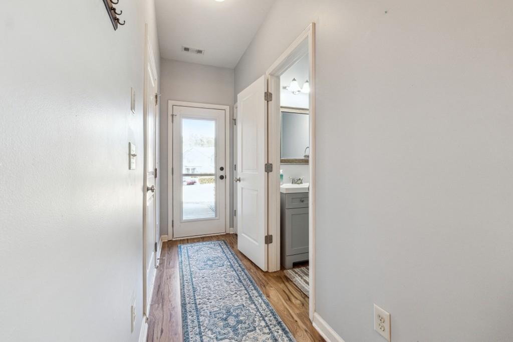 5925 Watersdown Way, Flowery Branch, Georgia image 19