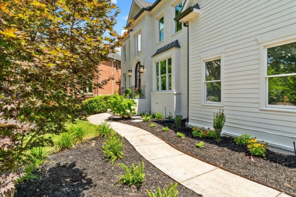 3095 Bellingrath Boulevard