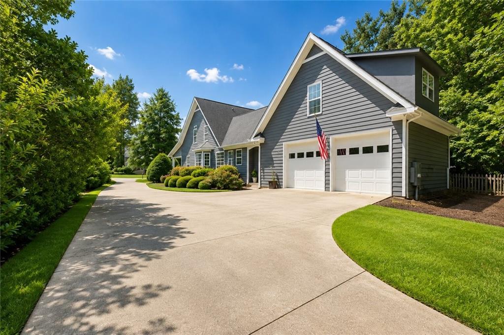 14 Nicklaus Drive NW
