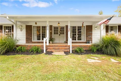 A home in Powder Springs