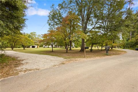 A home in Powder Springs