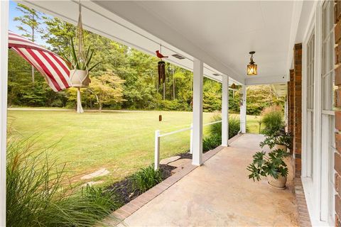 A home in Powder Springs