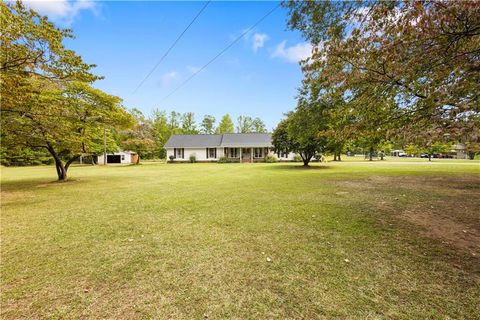 A home in Powder Springs