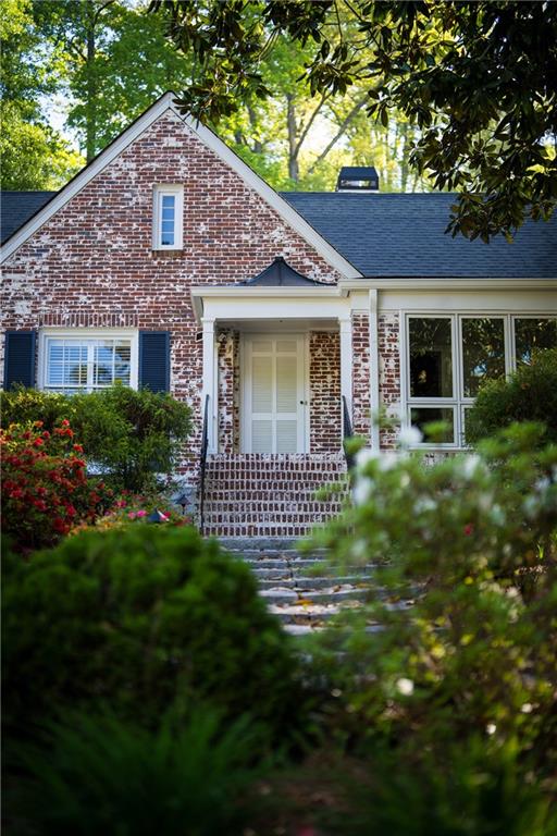 561 Peachtree Battle Avenue NW