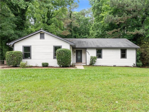 Homes For Sale - 4311 Autumn Lake Drive<br/> Buford, GA 30519