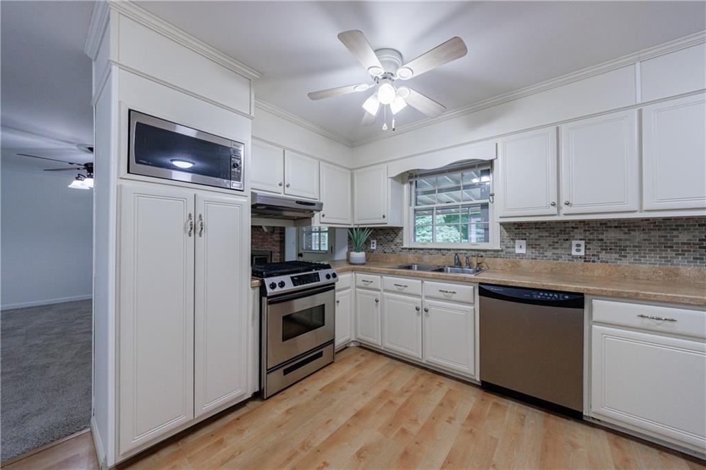 Coleridge - Residential Lease