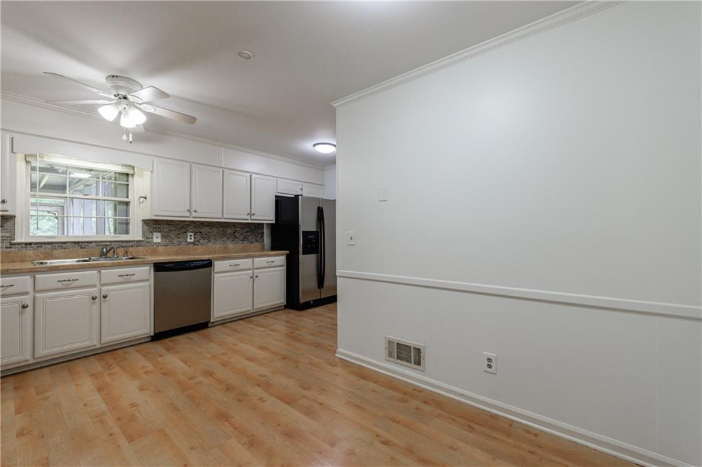 Coleridge - Residential Lease